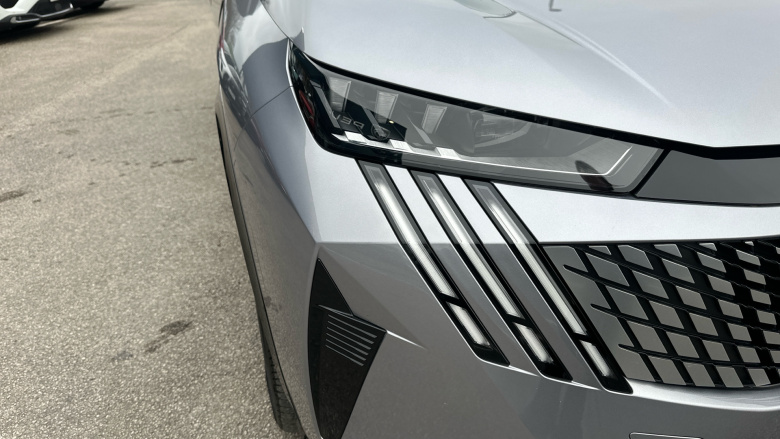 Peugeot 5008 157kW GT 73kWh 5dr Auto Electric Estate